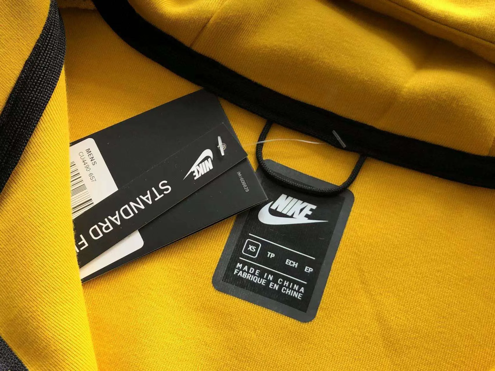 Conjunto de Chándal Nike Tech Fleece Amarillo