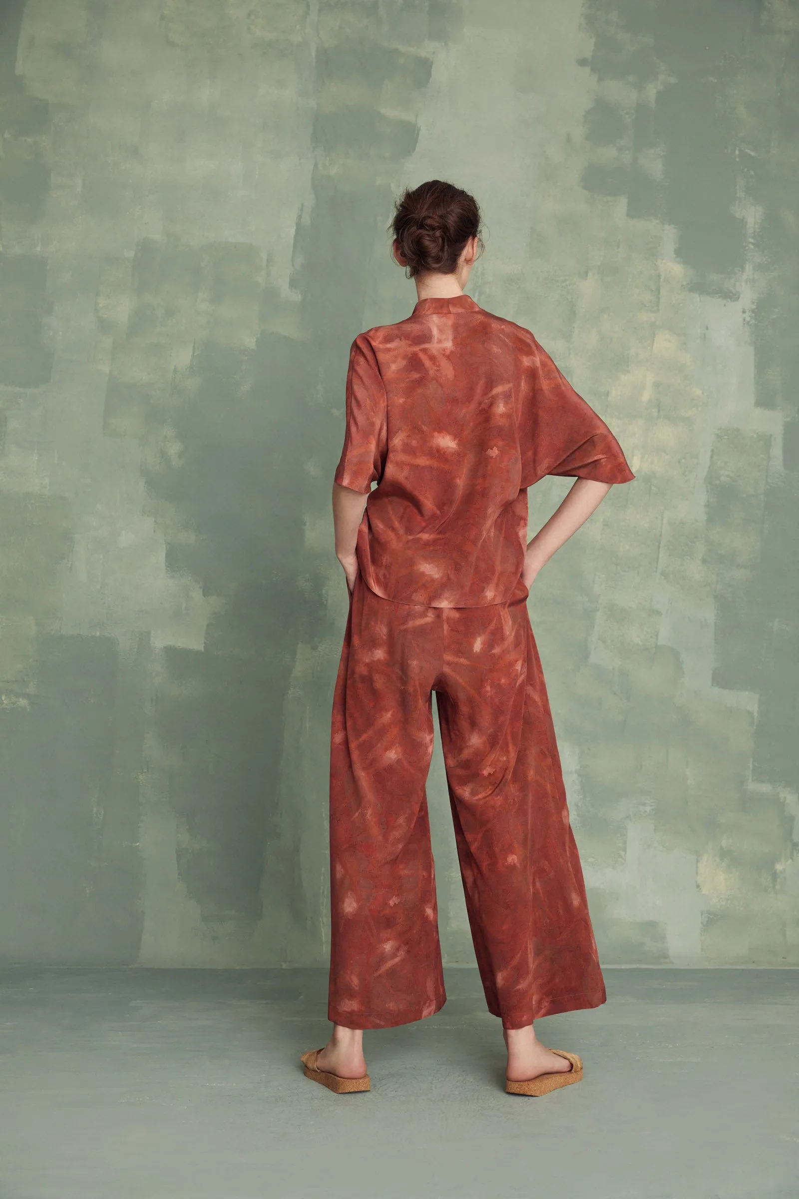 Lisa, printed silk pants