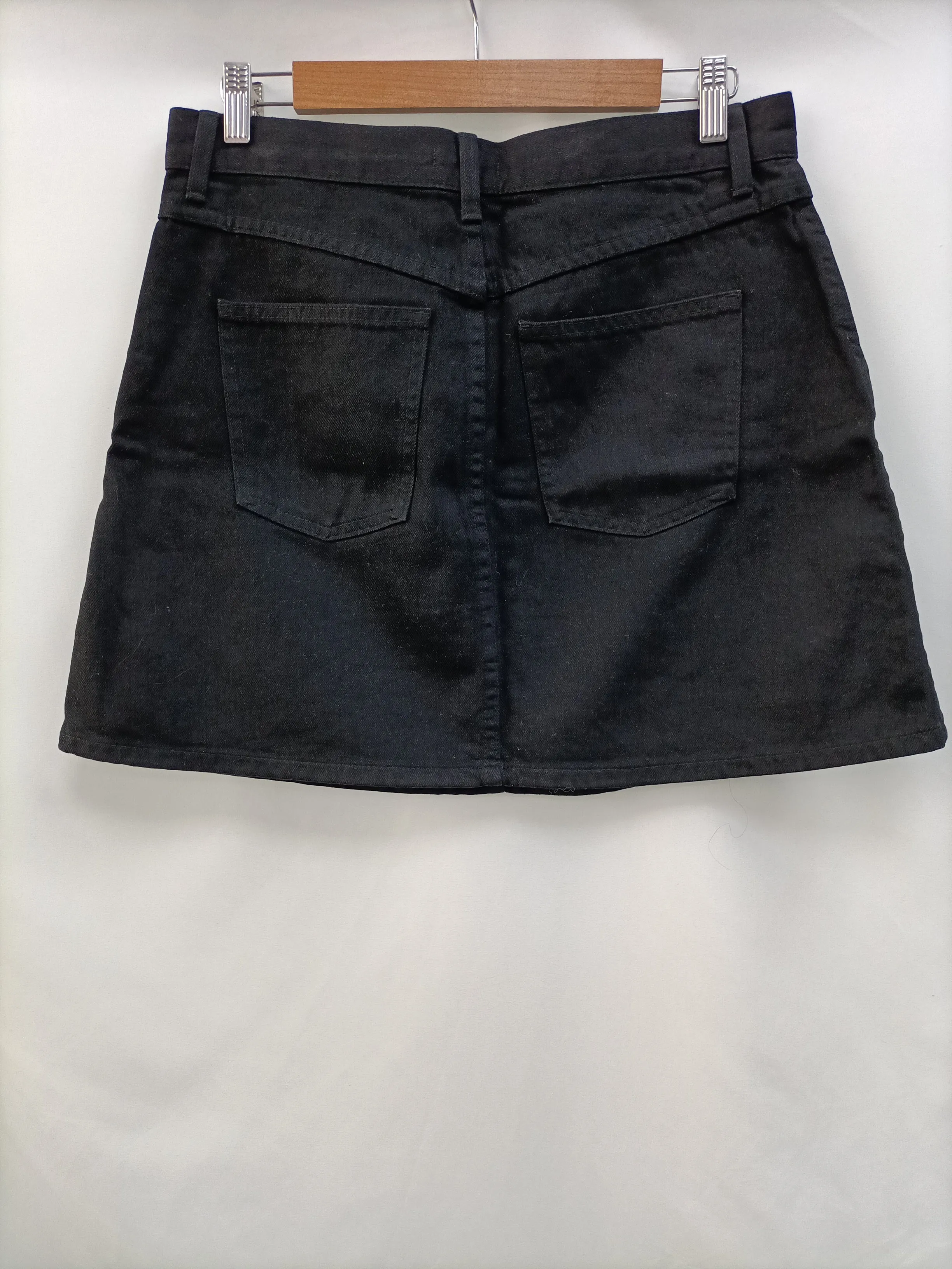 UNIQLO.Falda corta vaquera T.40